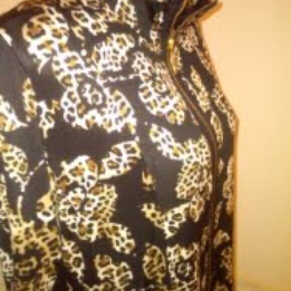 Zadie B's Ivy Dress in Animal Silhouette - Picture 3 of 5
